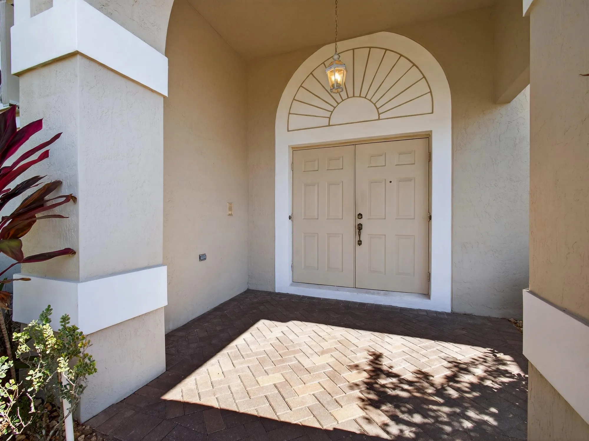 Property Slideshow image 2 of 64 | 7128 brunswick cir, Boynton Beach, FL, 33472