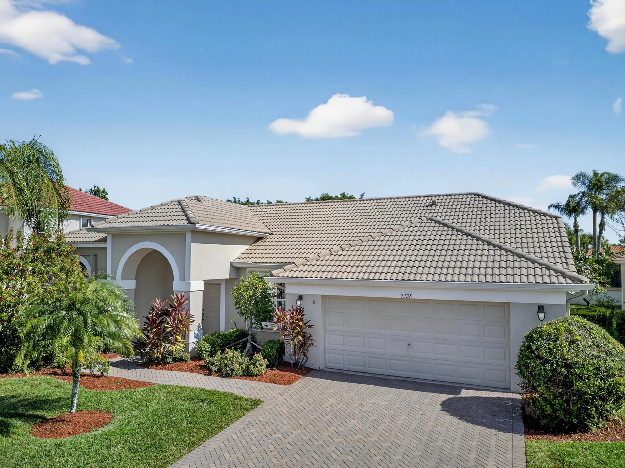 Property Slideshow image 56 of 64 | 7128 brunswick cir, Boynton Beach, FL, 33472