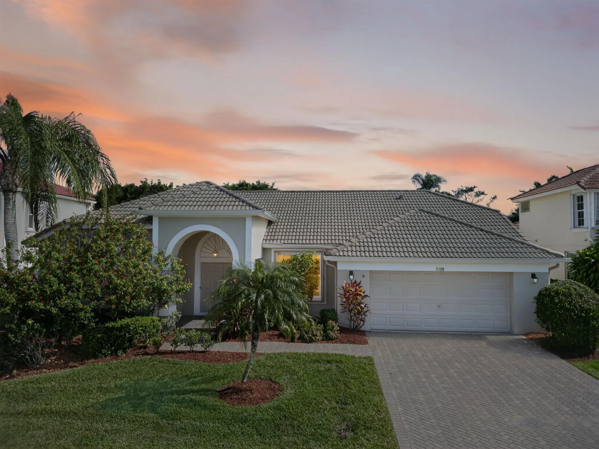 Property Slideshow image 57 of 64 | 7128 brunswick cir, Boynton Beach, FL, 33472