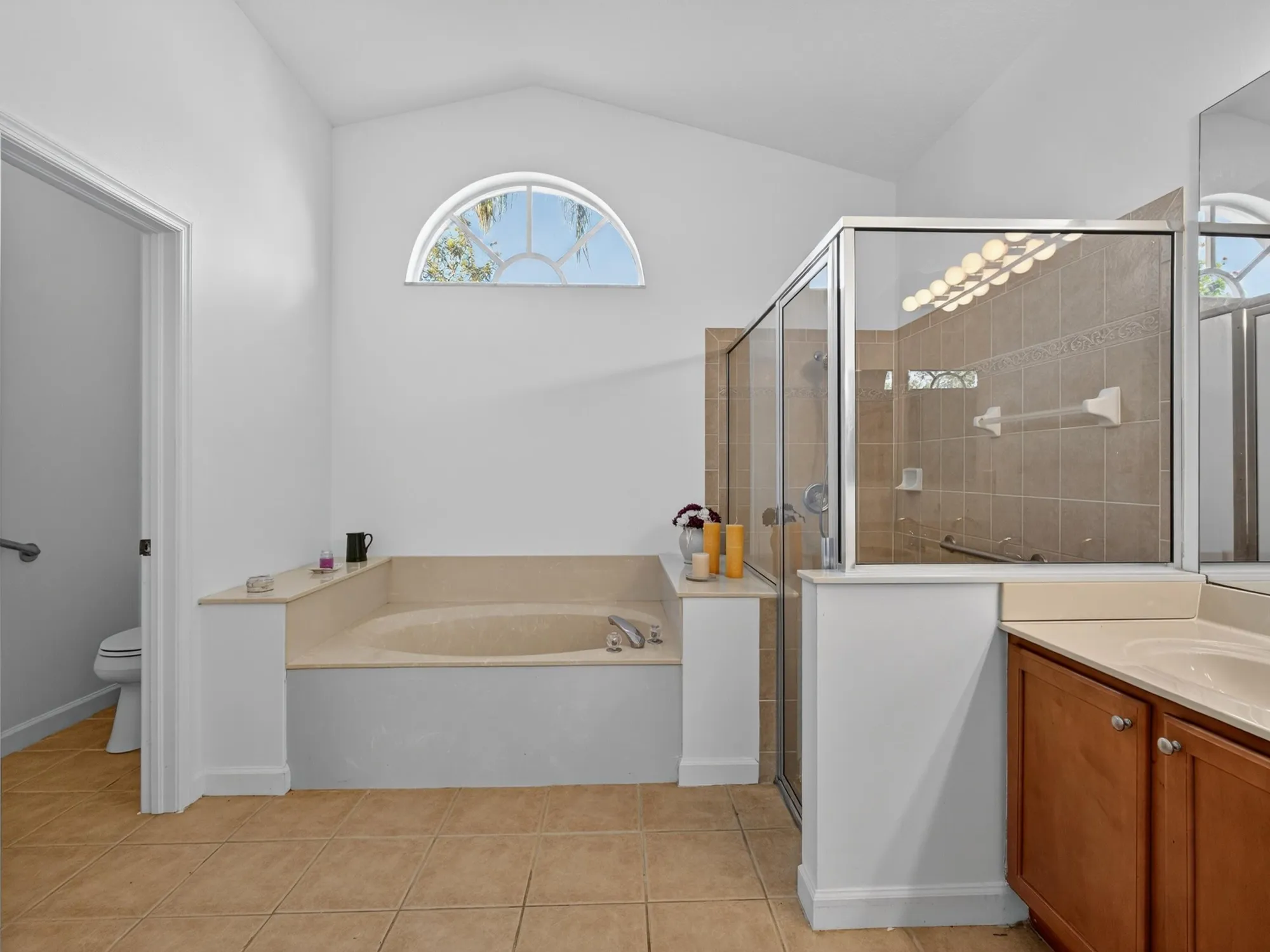 Property Slideshow image 32 of 64 | 7128 brunswick cir, Boynton Beach, FL, 33472