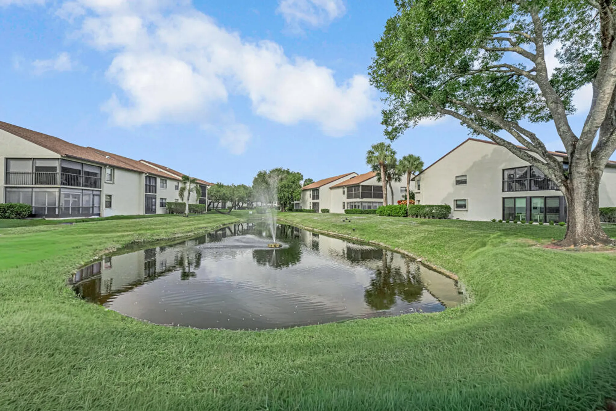 Property Slideshow image 33 of 46 | 3304 perimeter dr, Greenacres, FL, 33467