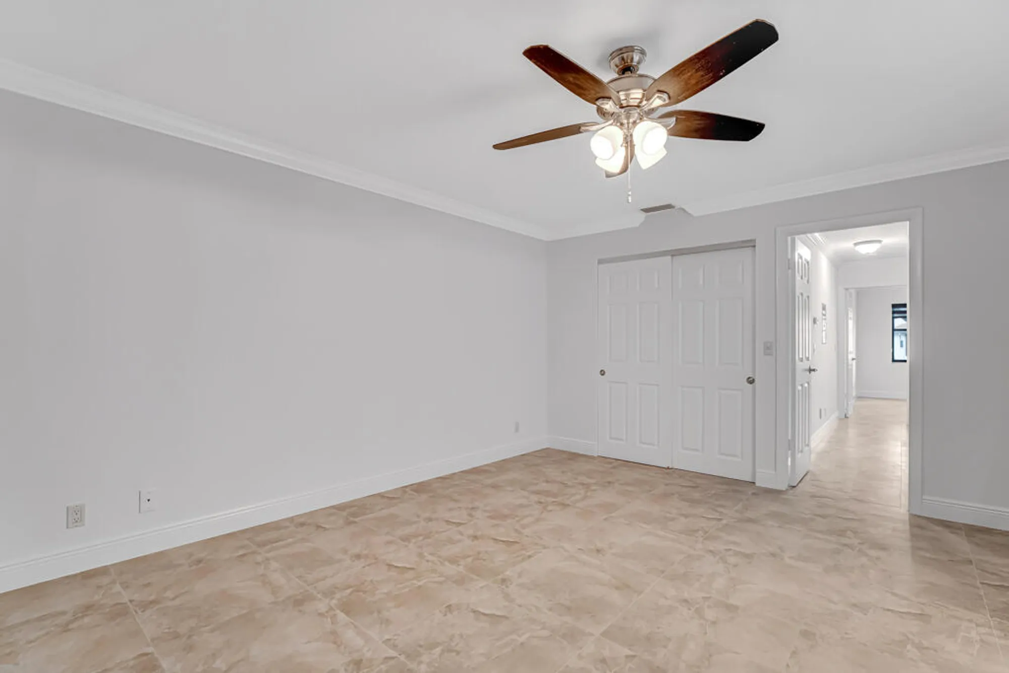 Property Slideshow image 20 of 46 | 3304 perimeter dr, Greenacres, FL, 33467