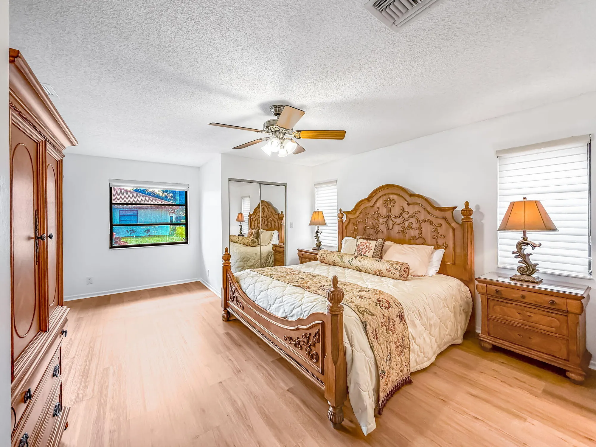Property Slideshow image 14 of 41 | 6367 kings gate cir, Delray Beach, FL, 33484