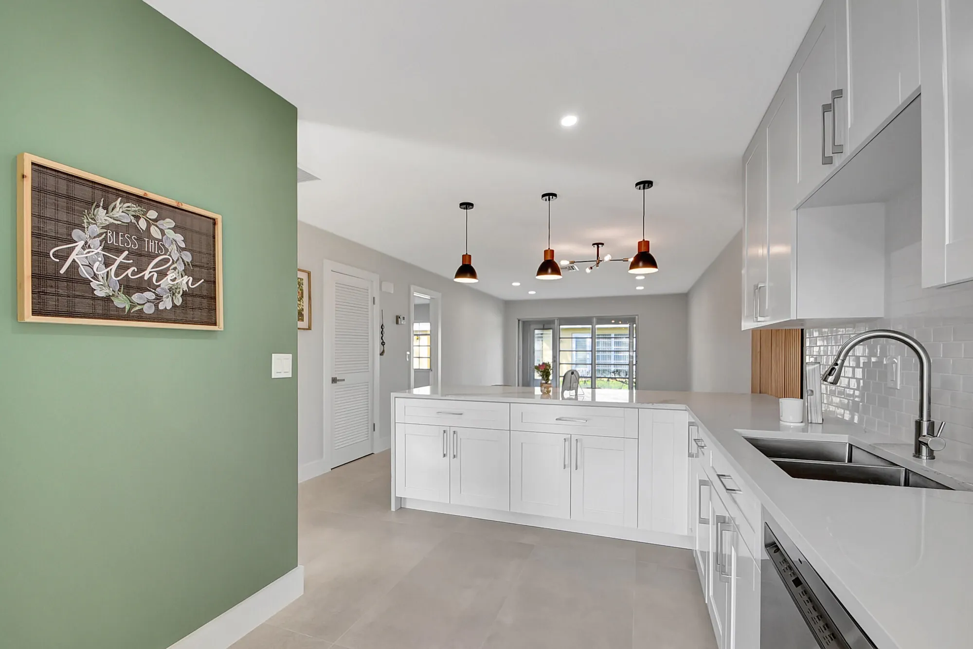 Property Slideshow image 5 of 57 | 13602 via flora c, Delray Beach, FL, 33484