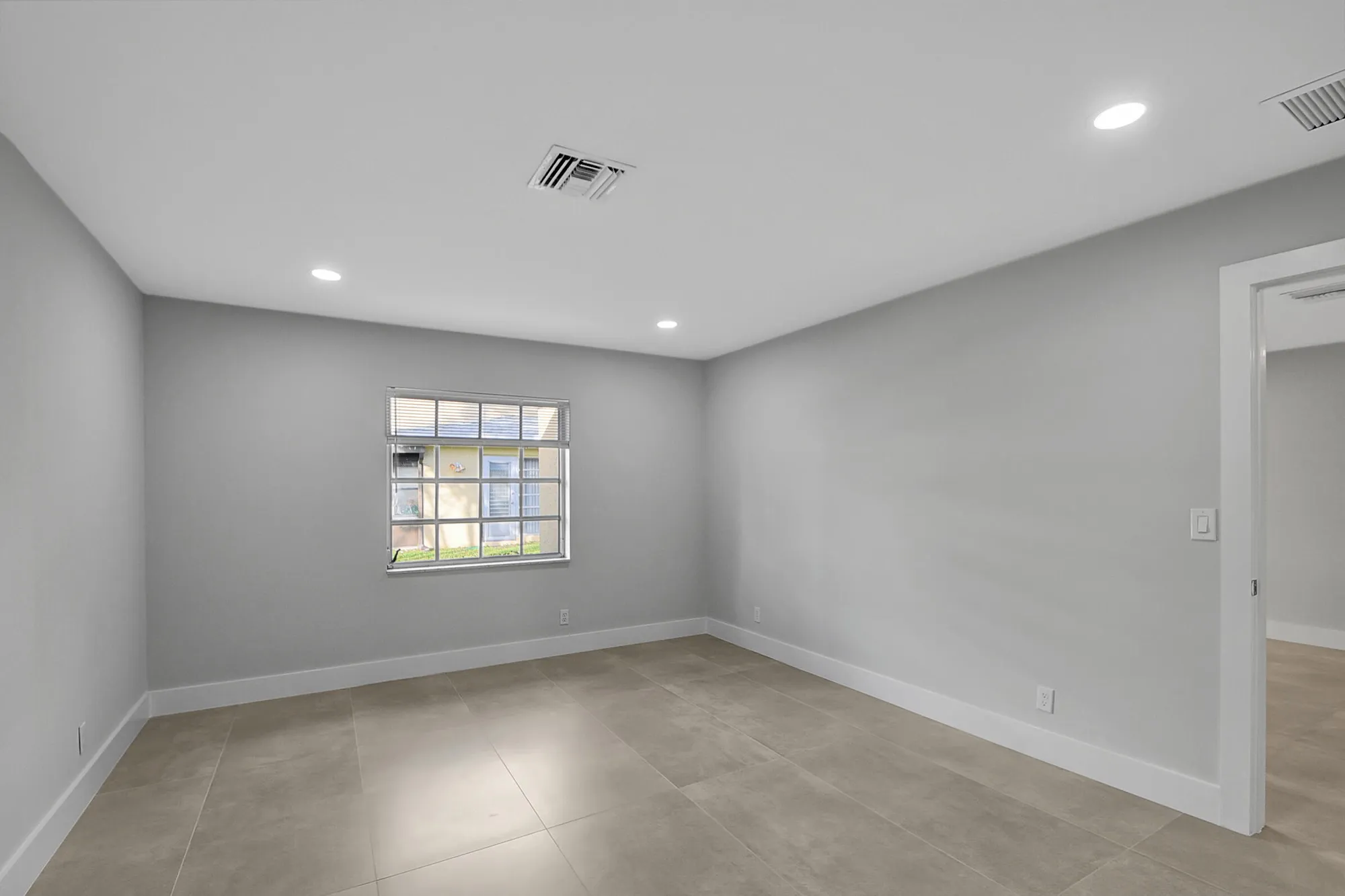 Property Slideshow image 21 of 57 | 13602 via flora c, Delray Beach, FL, 33484