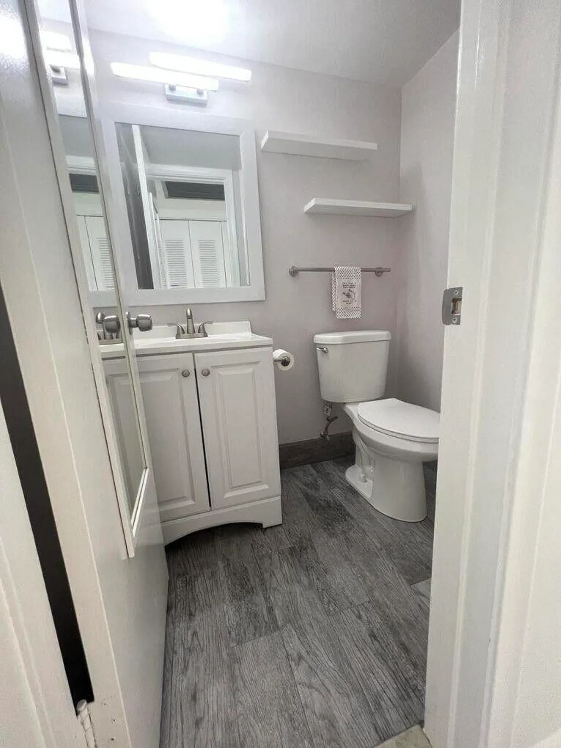 Property Slideshow image 17 of 31 | 162 camden g, West Palm Beach, FL, 33417