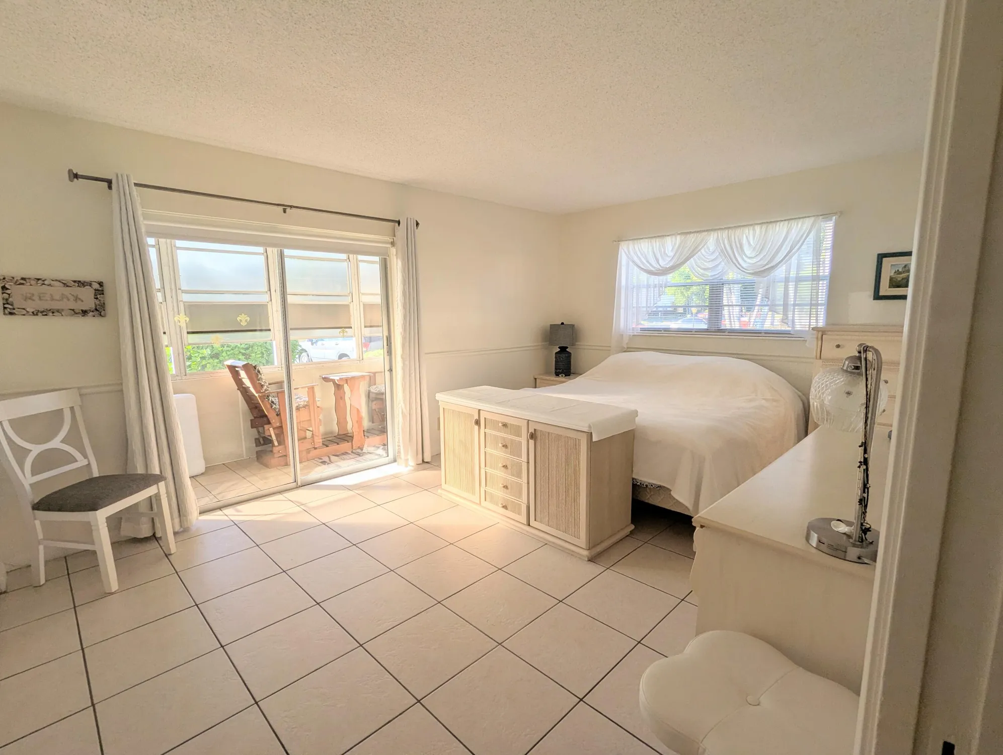 Property Slideshow image 7 of 28 | 76 dorchester d, West Palm Beach, FL, 33417