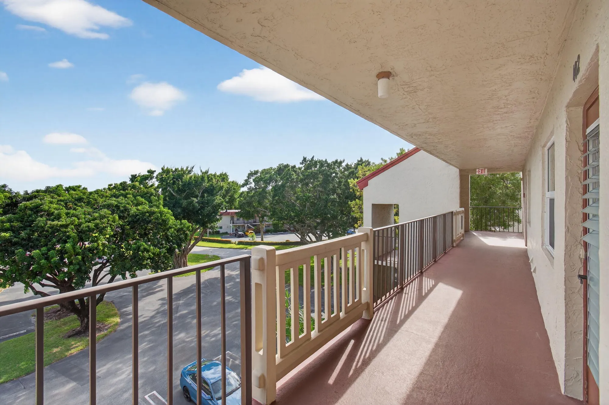 Property Slideshow image 4 of 45 | 25 abbey ln apt 402, Delray Beach, FL, 33446