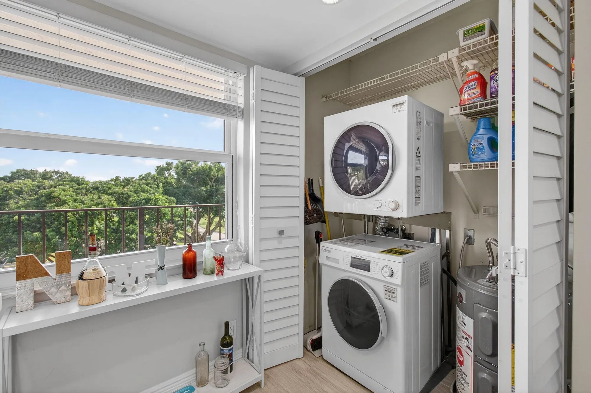 Property Slideshow image 12 of 45 | 25 abbey ln apt 402, Delray Beach, FL, 33446