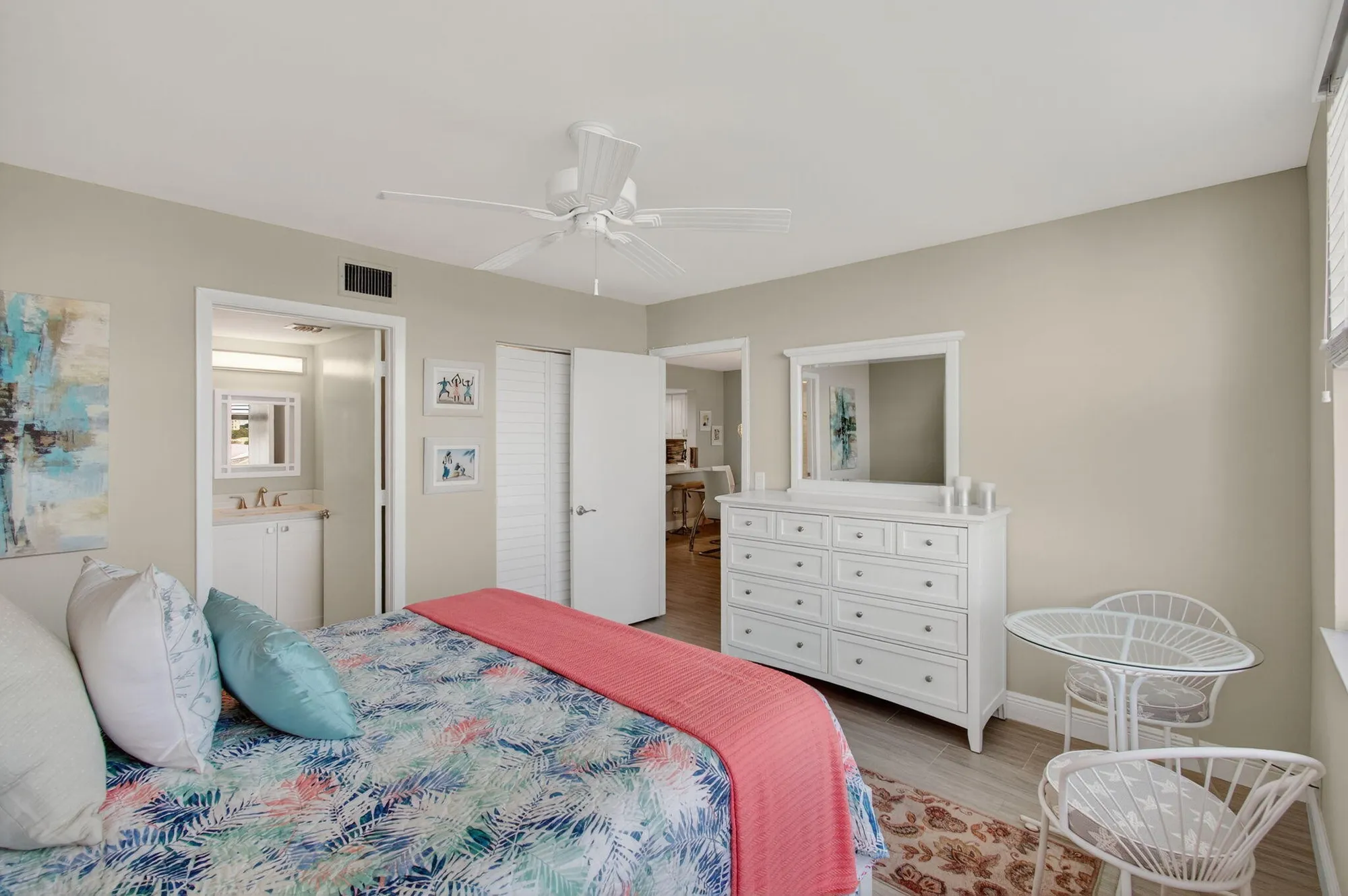 Property Slideshow image 31 of 45 | 25 abbey ln apt 402, Delray Beach, FL, 33446