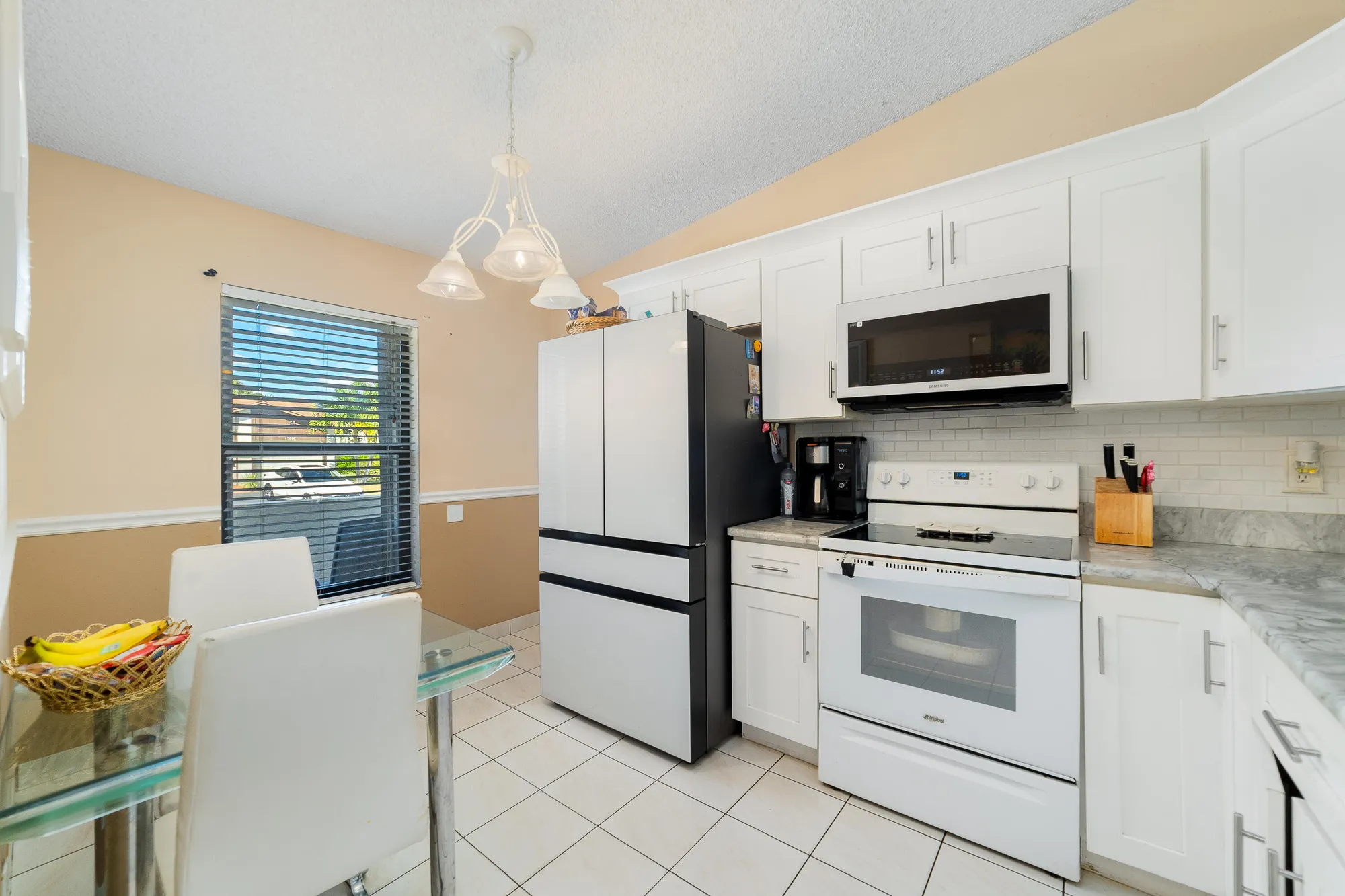 Property Slideshow image 10 of 25 | 15979 forsythia cir, Delray Beach, FL, 33484