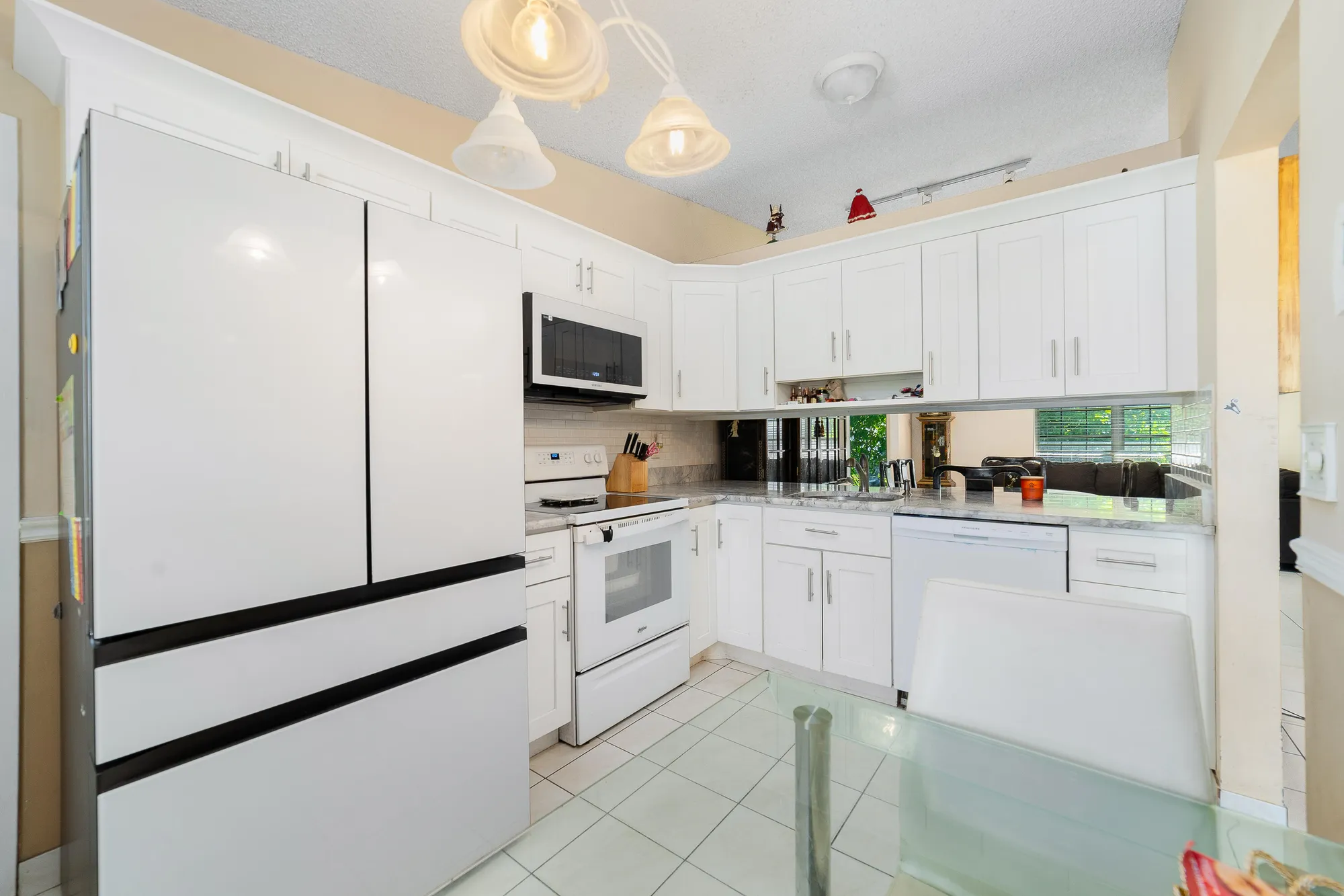 Property Slideshow image 11 of 25 | 15979 forsythia cir, Delray Beach, FL, 33484