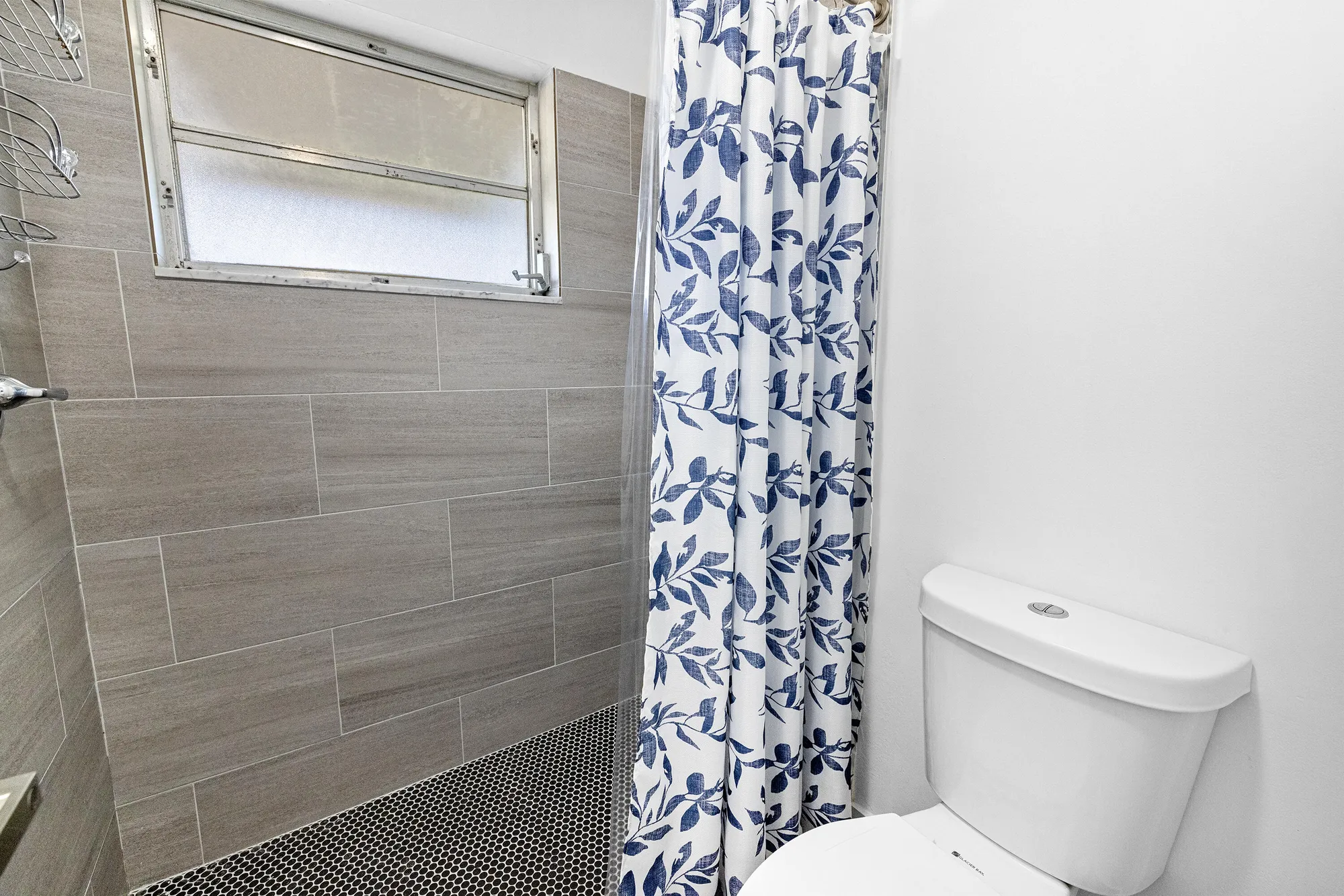 Property Slideshow image 17 of 34 | 1022 circle dr a, Delray Beach, FL, 33445