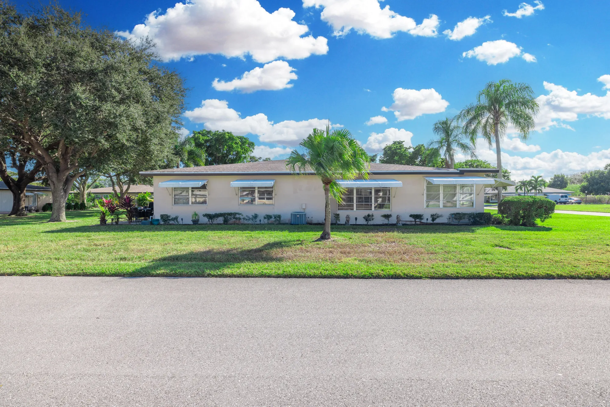 Property Slideshow image 24 of 34 | 1022 circle dr a, Delray Beach, FL, 33445