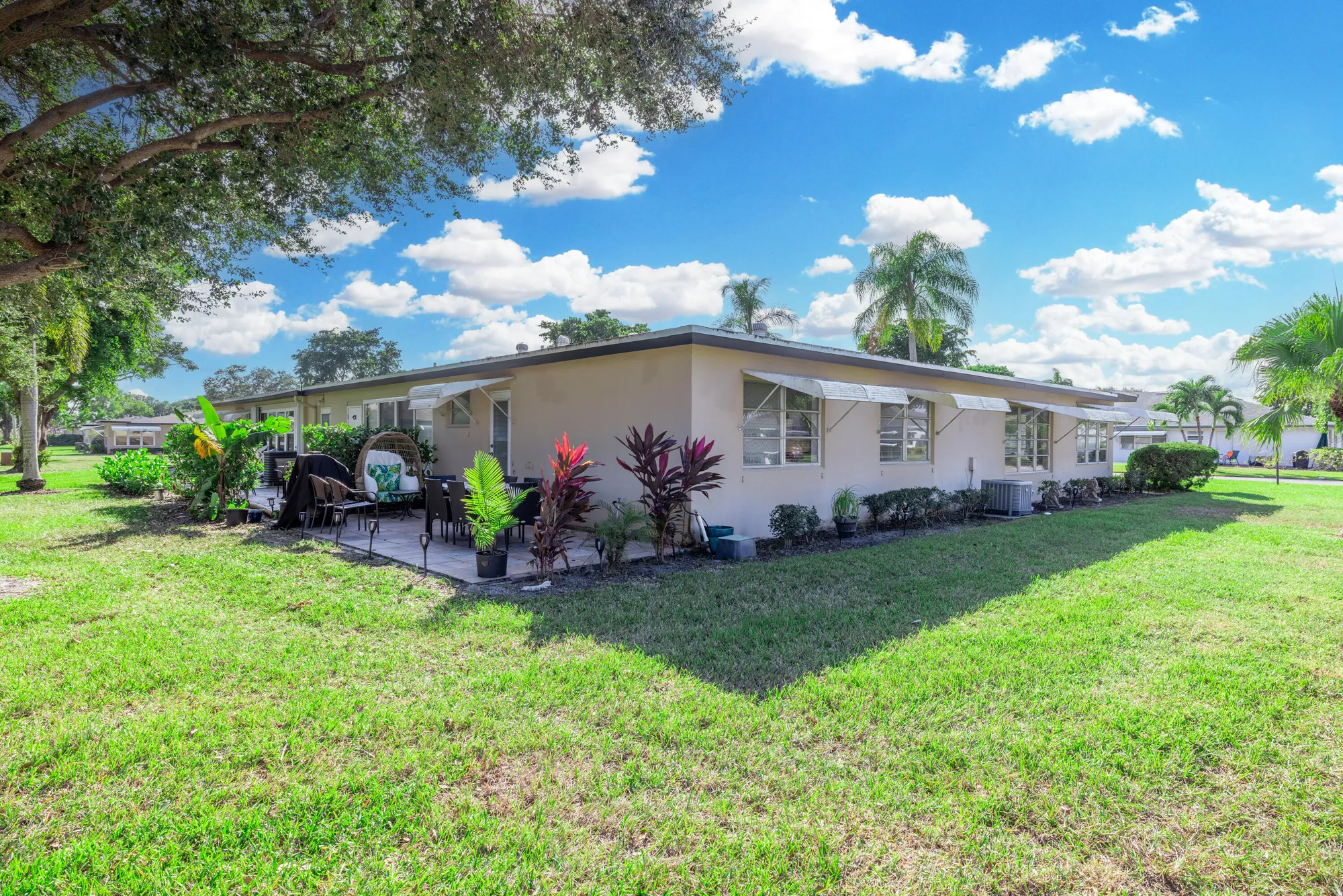 Property Slideshow image 25 of 34 | 1022 circle dr a, Delray Beach, FL, 33445