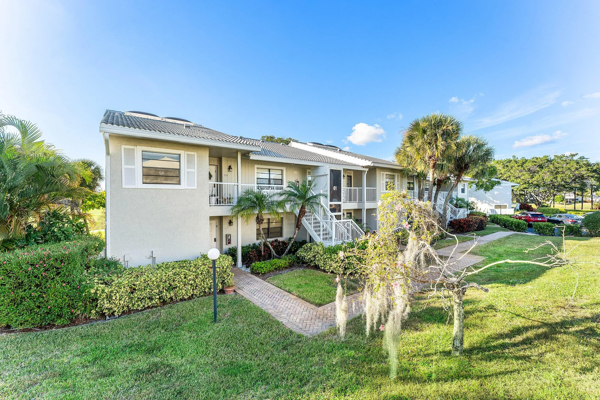 Property Slideshow image 4 of 54 | 61 eastgate dr a, Boynton Beach, FL, 33436