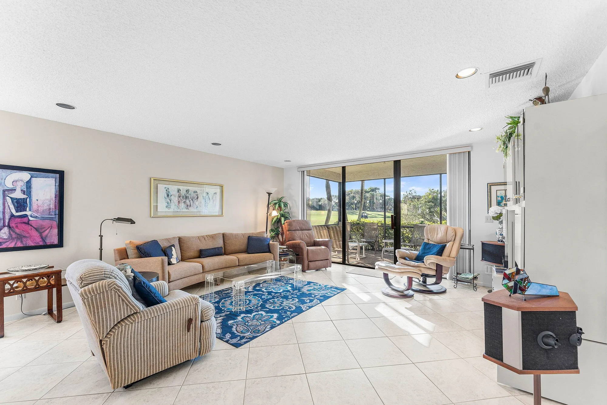 Property Slideshow image 7 of 54 | 61 eastgate dr a, Boynton Beach, FL, 33436