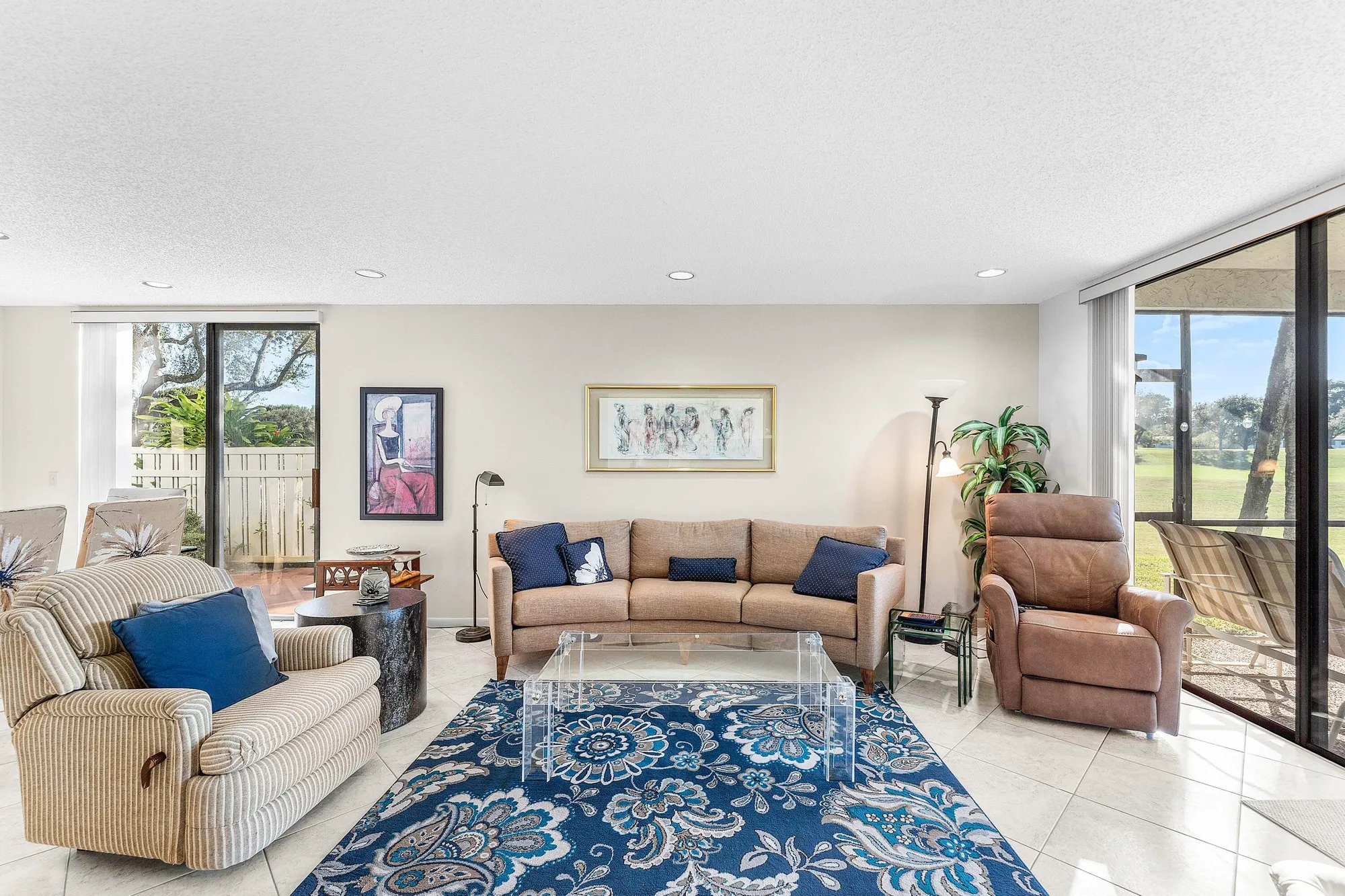 Property Slideshow image 10 of 54 | 61 eastgate dr a, Boynton Beach, FL, 33436