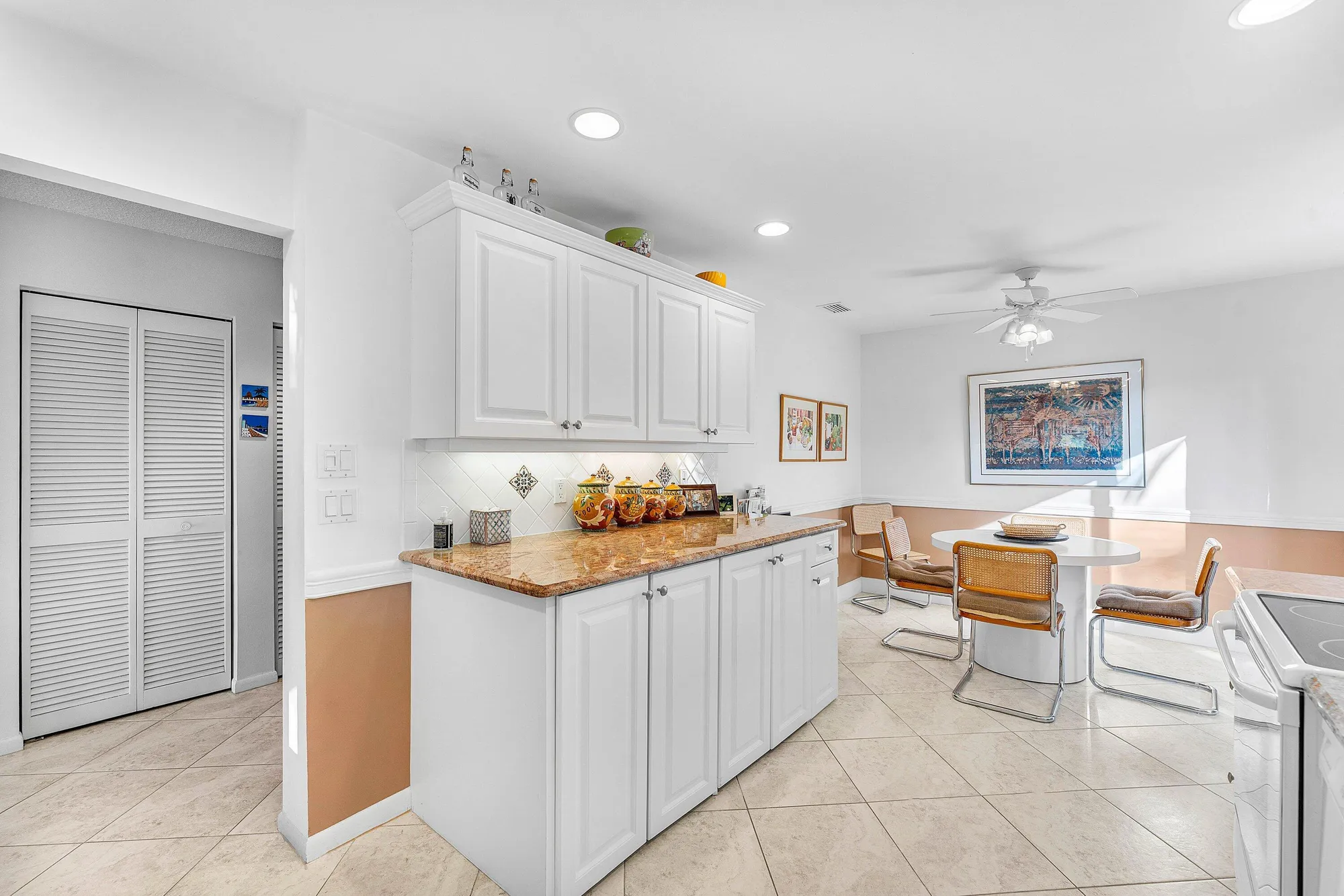 Property Slideshow image 17 of 54 | 61 eastgate dr a, Boynton Beach, FL, 33436