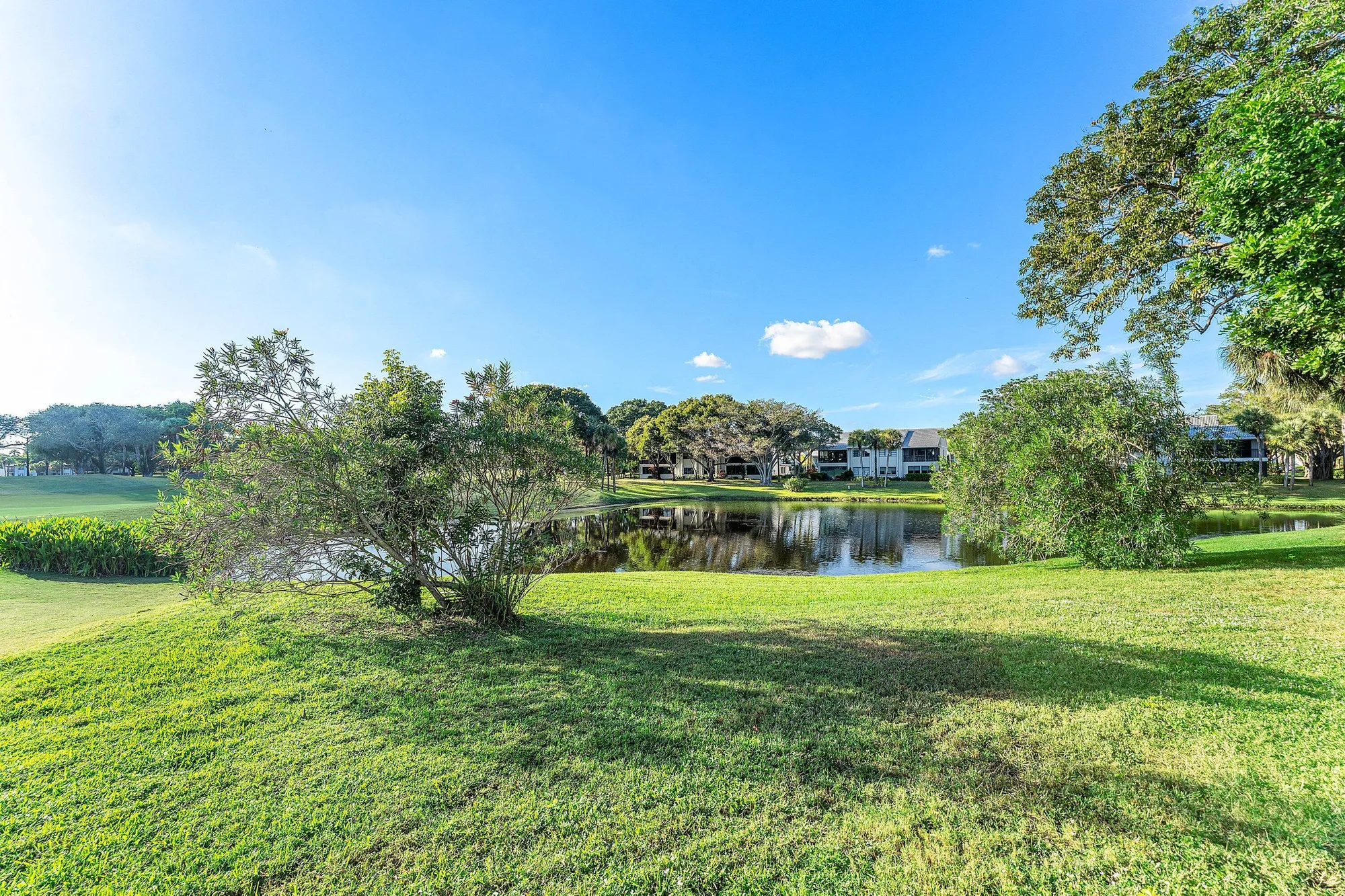 Property Slideshow image 33 of 54 | 61 eastgate dr a, Boynton Beach, FL, 33436