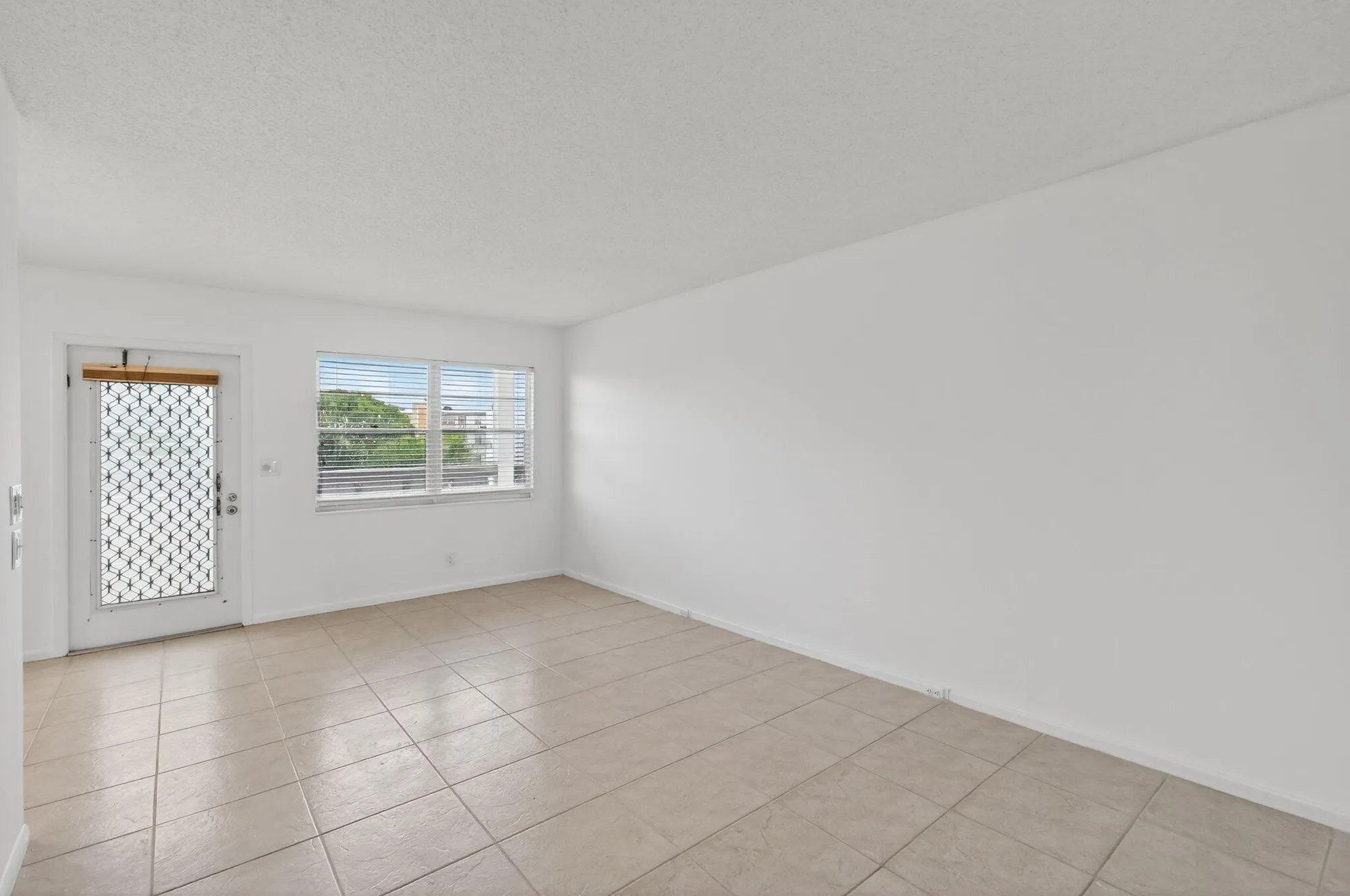 Property Slideshow image 14 of 92 | 3032 rexford b, Boca Raton, FL, 33434