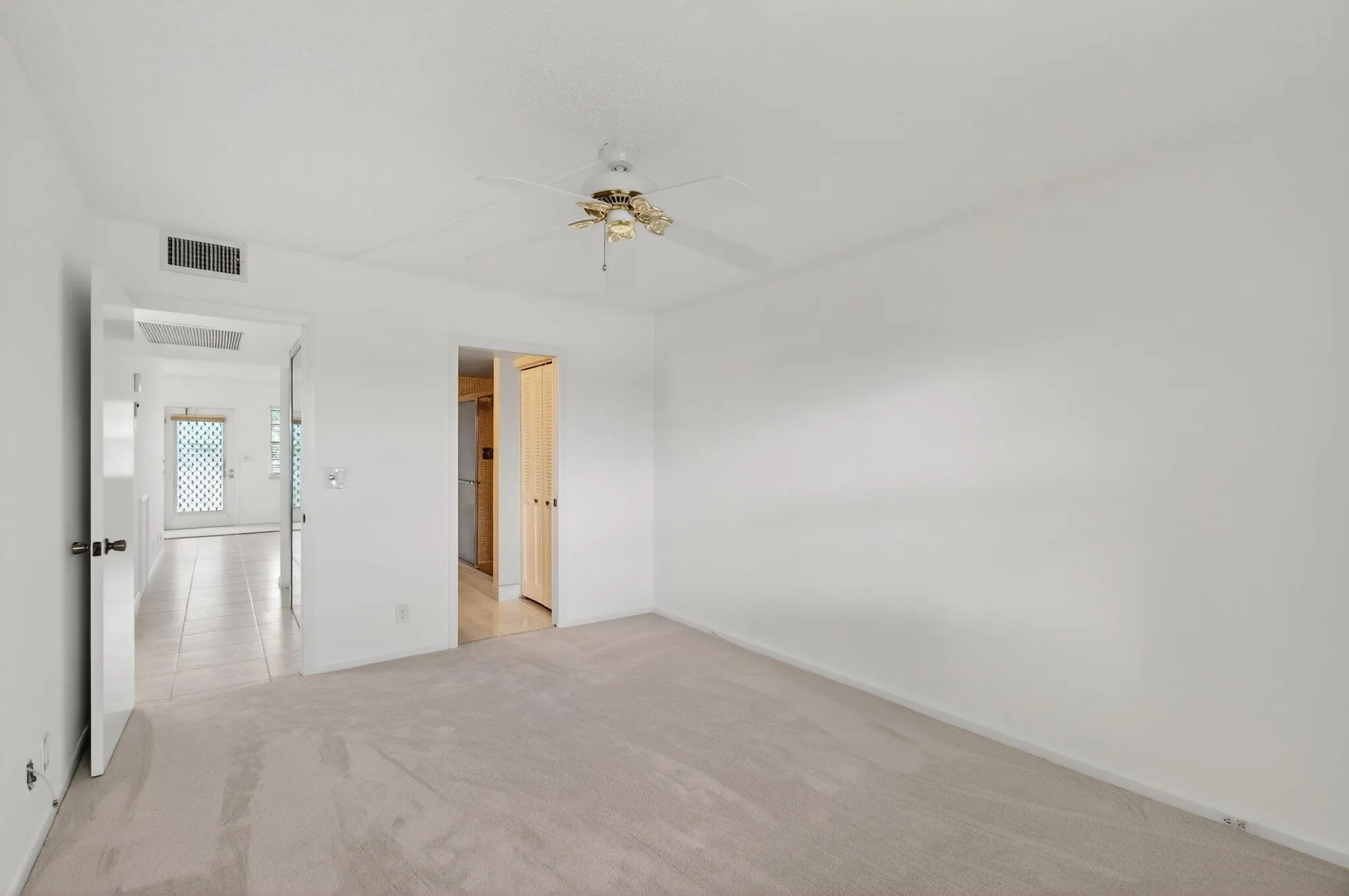 Property Slideshow image 16 of 92 | 3032 rexford b, Boca Raton, FL, 33434