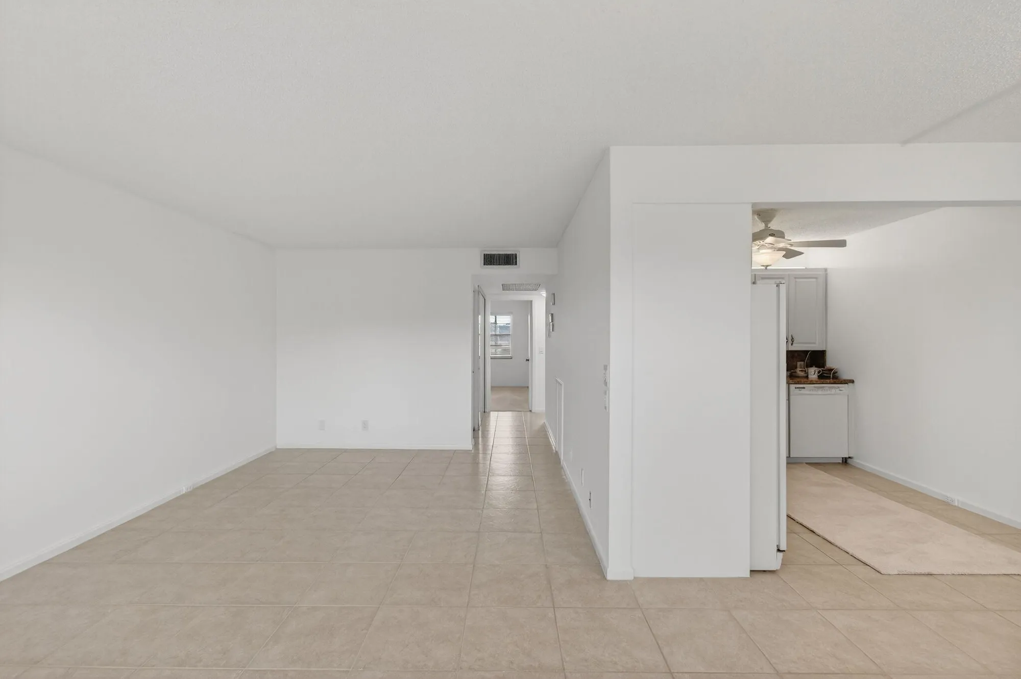 Property Slideshow image 8 of 92 | 3032 rexford b, Boca Raton, FL, 33434