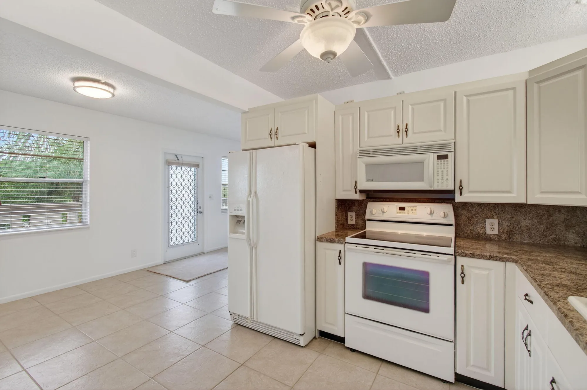 Property Slideshow image 12 of 92 | 3032 rexford b, Boca Raton, FL, 33434