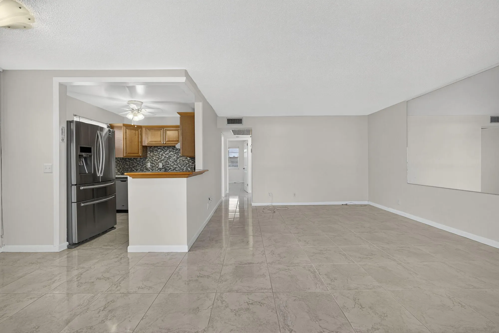 Property Slideshow image 4 of 35 | 136 somerset g, West Palm Beach, FL, 33417