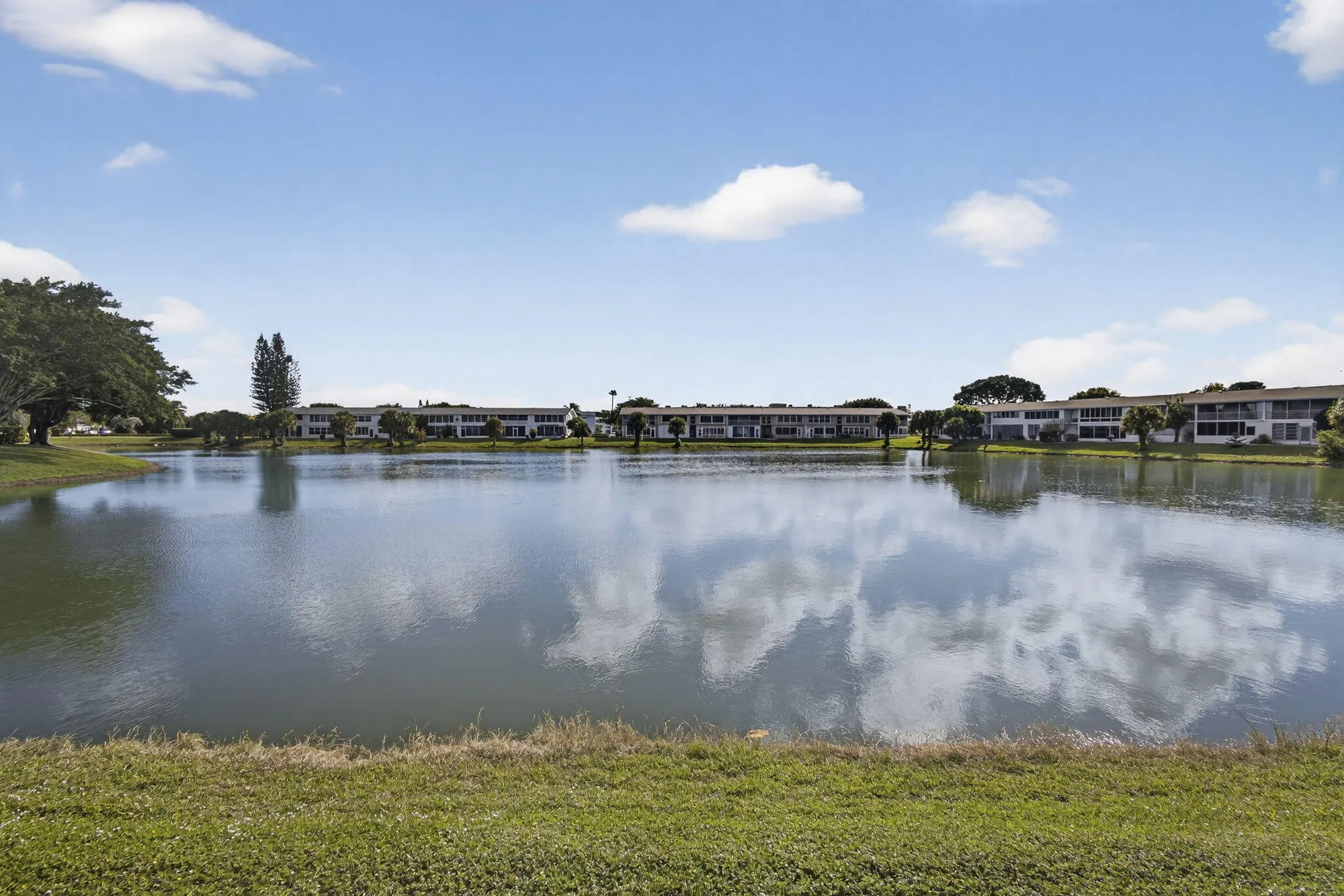 Property Slideshow image 1 of 35 | 136 somerset g, West Palm Beach, FL, 33417