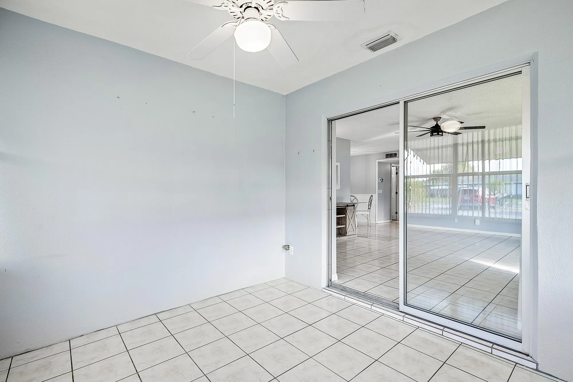 Property Slideshow image 24 of 46 | 902 south dr d, Delray Beach, FL, 33445