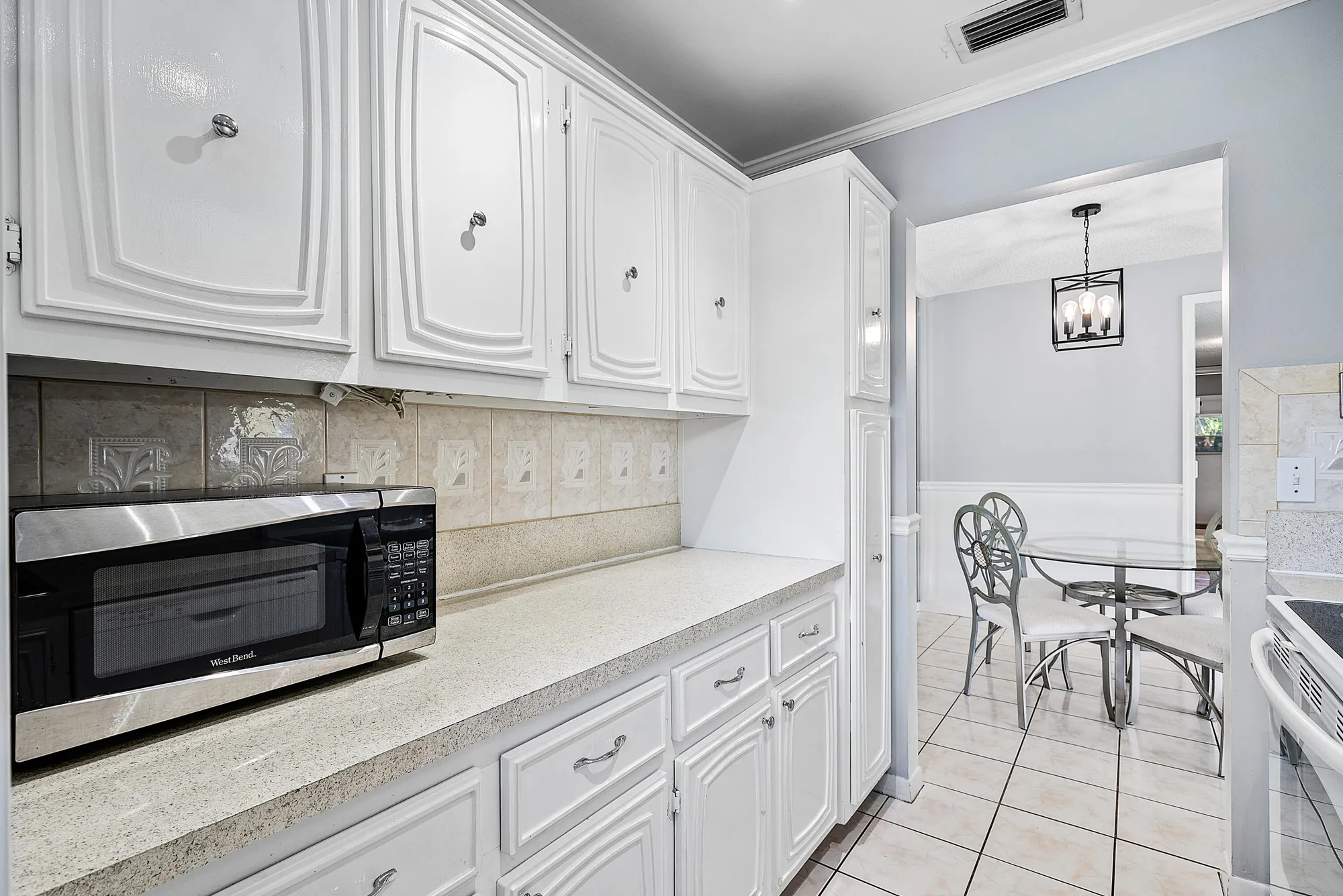 Property Slideshow image 14 of 46 | 902 south dr d, Delray Beach, FL, 33445