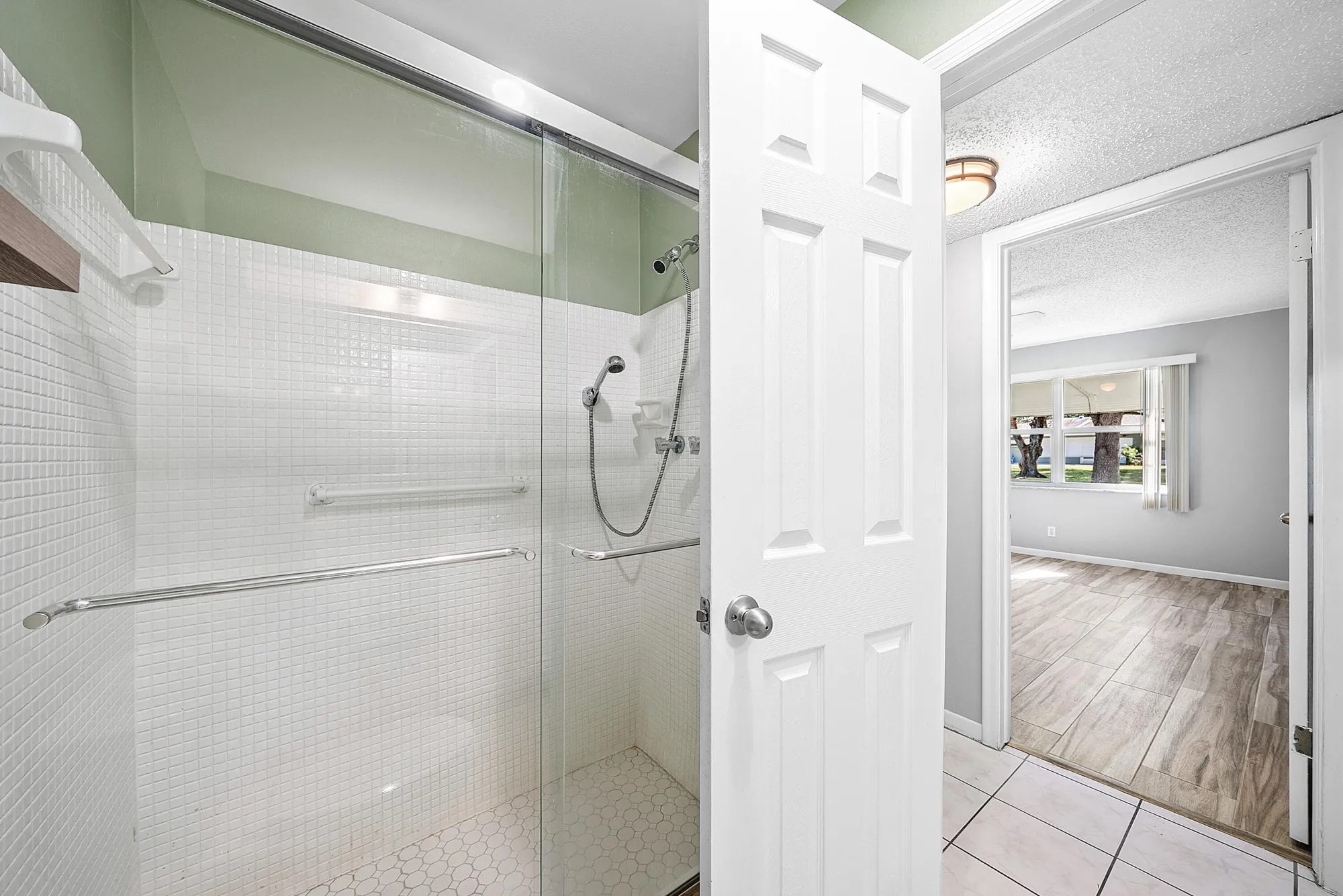 Property Slideshow image 21 of 46 | 902 south dr d, Delray Beach, FL, 33445