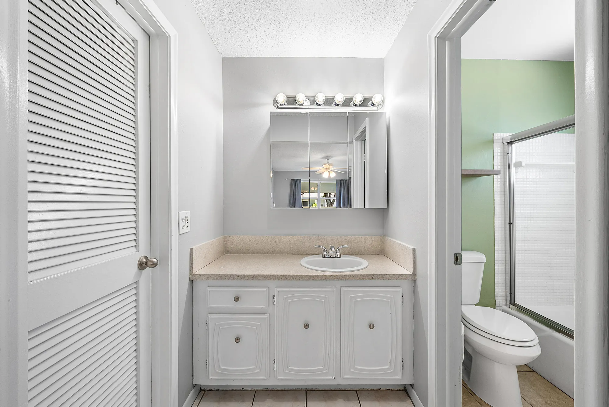 Property Slideshow image 22 of 46 | 902 south dr d, Delray Beach, FL, 33445