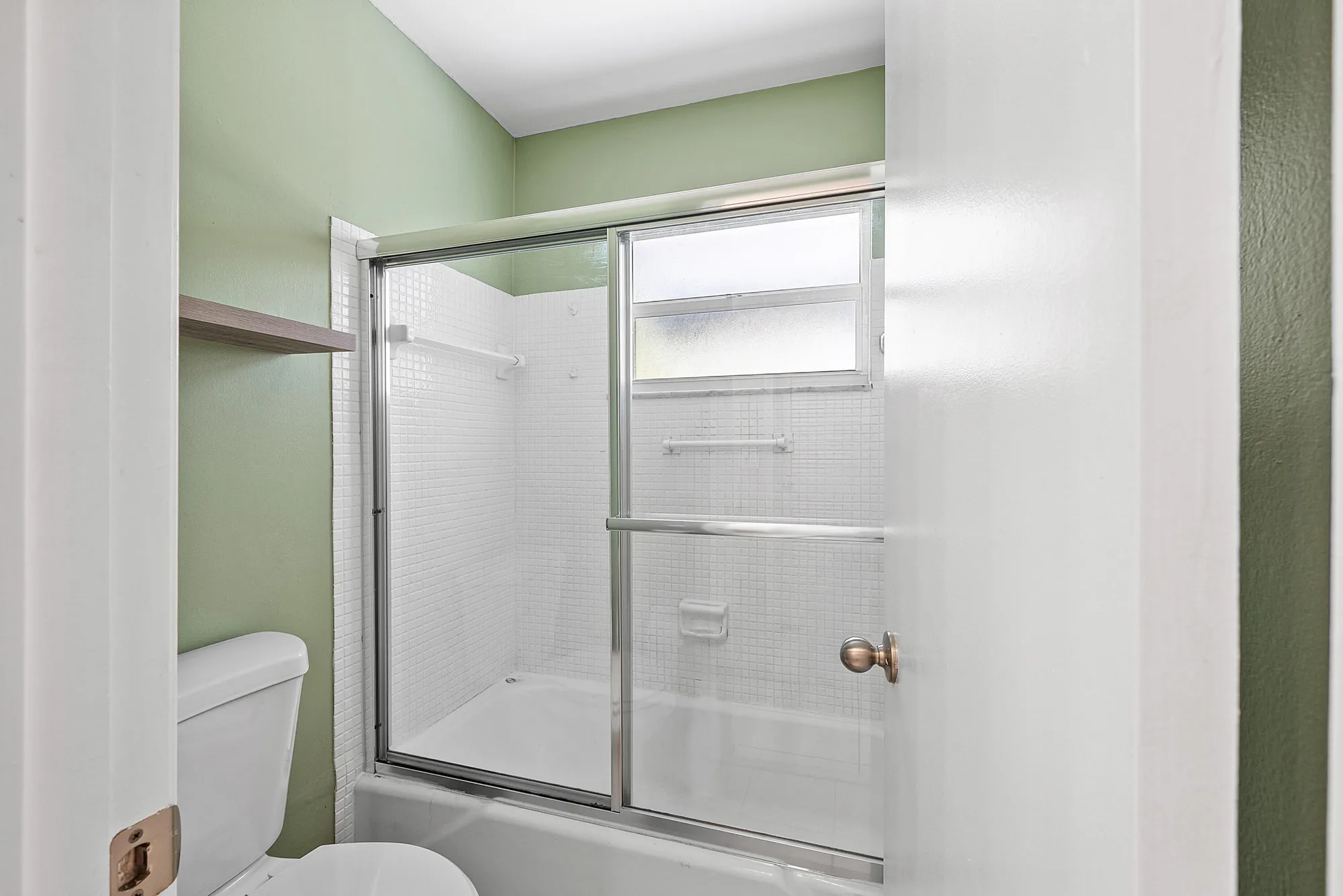 Property Slideshow image 23 of 46 | 902 south dr d, Delray Beach, FL, 33445