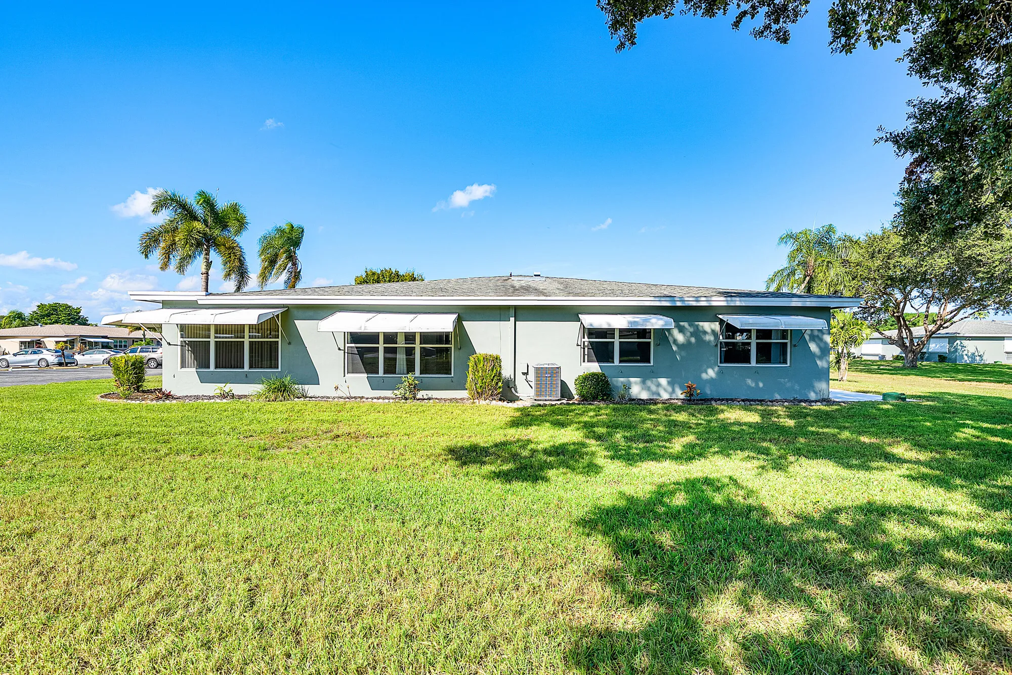 Property Slideshow image 29 of 46 | 902 south dr d, Delray Beach, FL, 33445