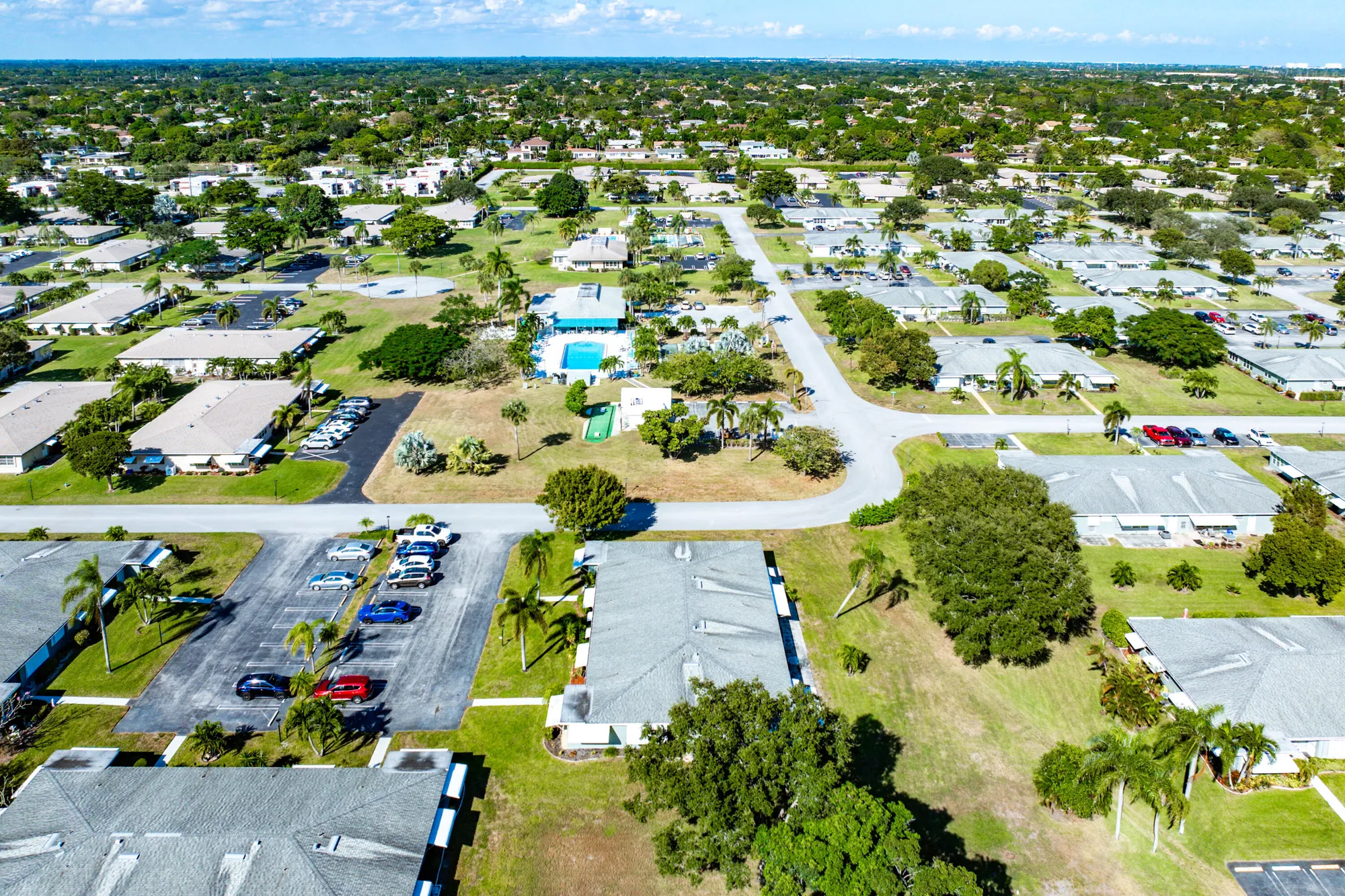 Property Slideshow image 33 of 46 | 902 south dr d, Delray Beach, FL, 33445