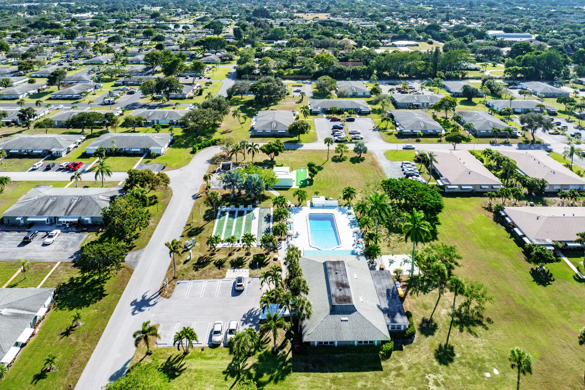 Property Slideshow image 36 of 46 | 902 south dr d, Delray Beach, FL, 33445