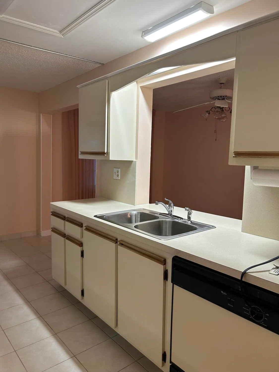 Property Slideshow image 3 of 15 | 2003 sw 18th st, Boynton Beach, FL, 33426