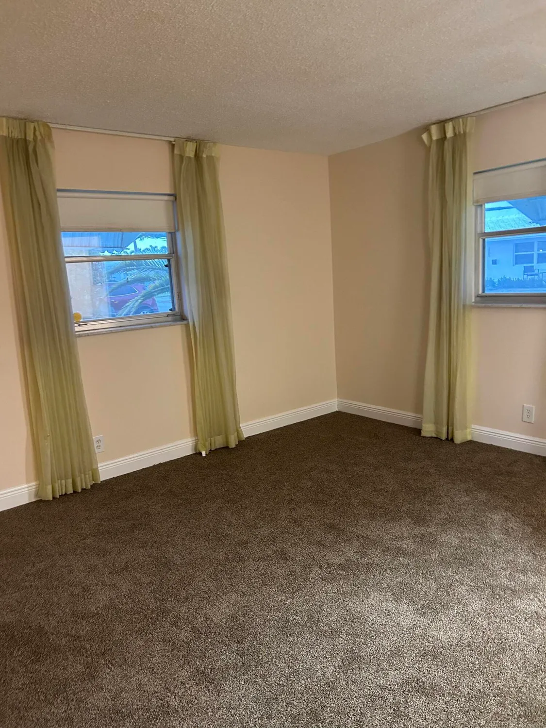 Property Slideshow image 7 of 15 | 2003 sw 18th st, Boynton Beach, FL, 33426