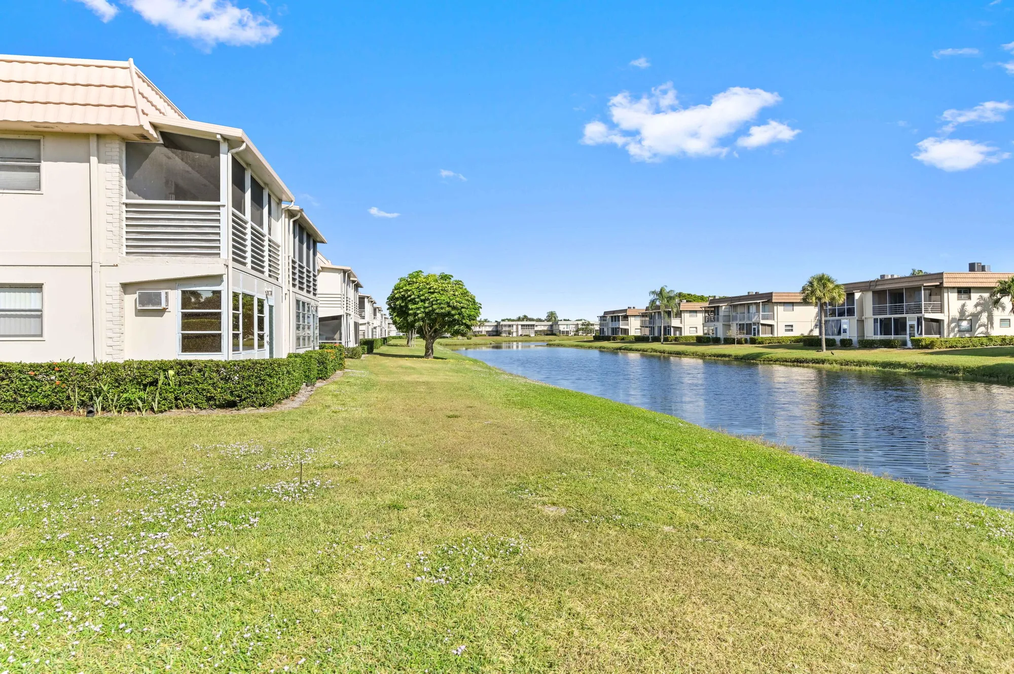 Property Slideshow image 21 of 30 | 317 saxony g, Delray Beach, FL, 33446