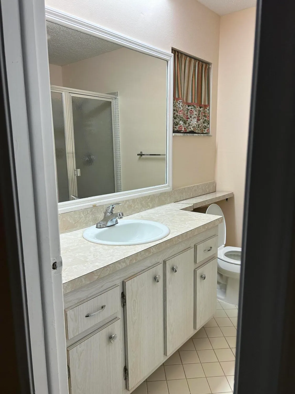 Property Slideshow image 10 of 15 | 2003 sw 18th st, Boynton Beach, FL, 33426