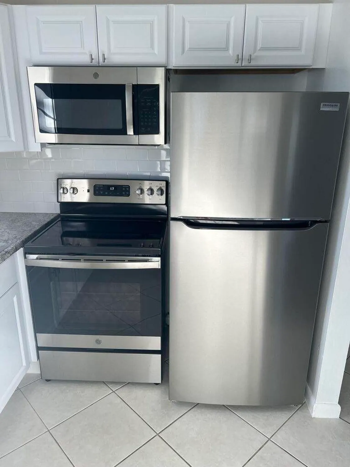 Property Slideshow image 2 of 31 | 162 camden g, West Palm Beach, FL, 33417