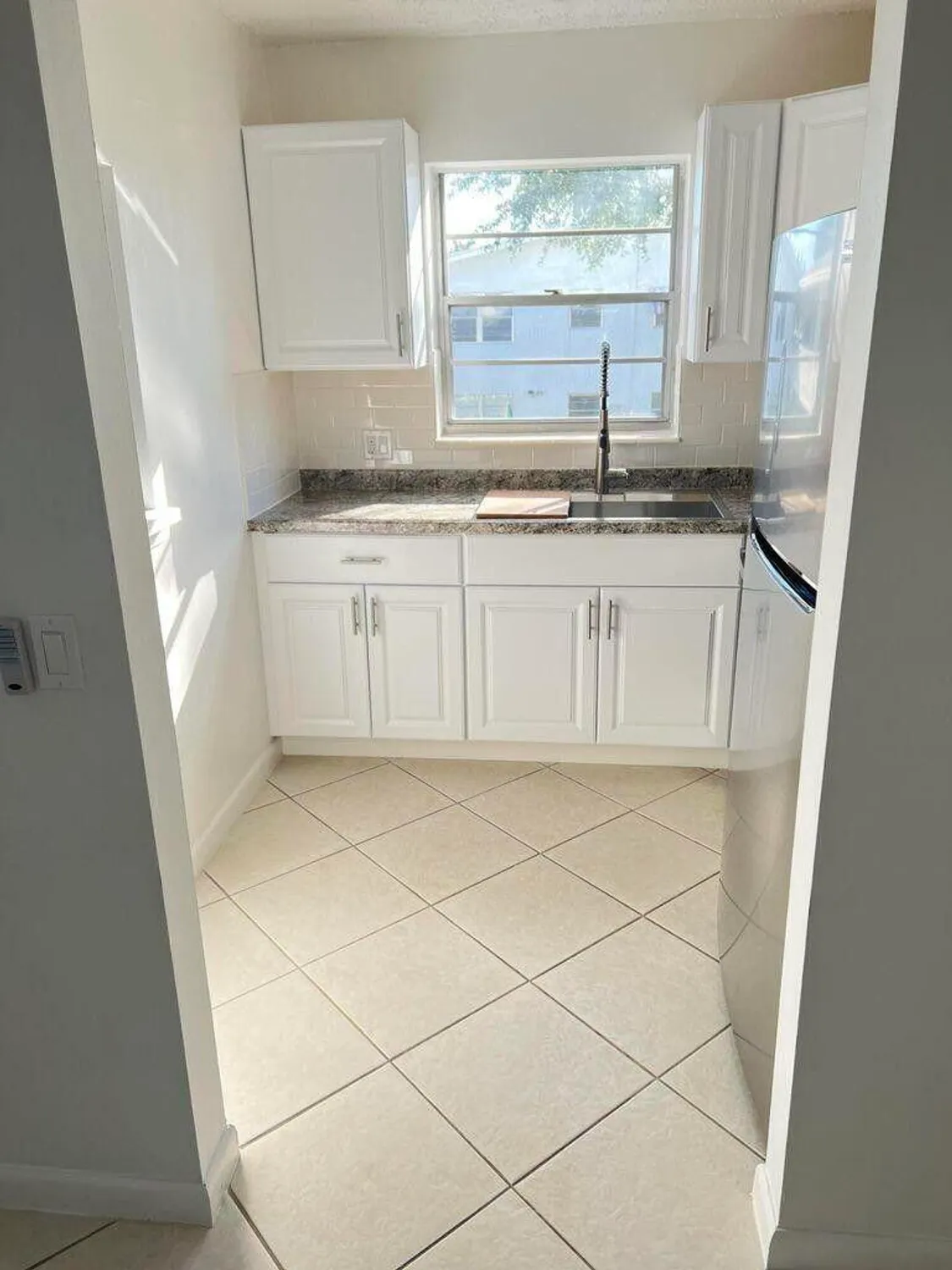 Property Slideshow image 5 of 31 | 162 camden g, West Palm Beach, FL, 33417