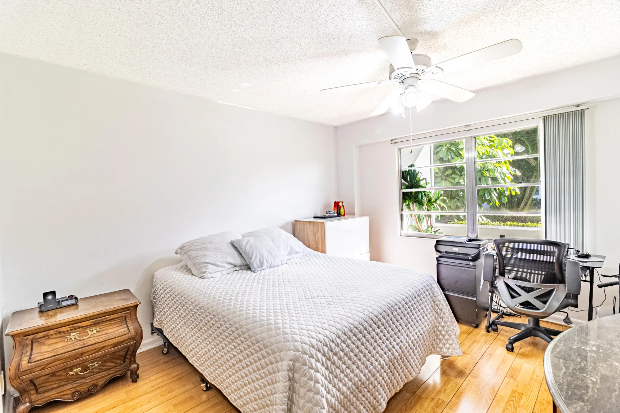 Property Slideshow image 11 of 15 | 213 fanshaw f, Boca Raton, FL, 33434