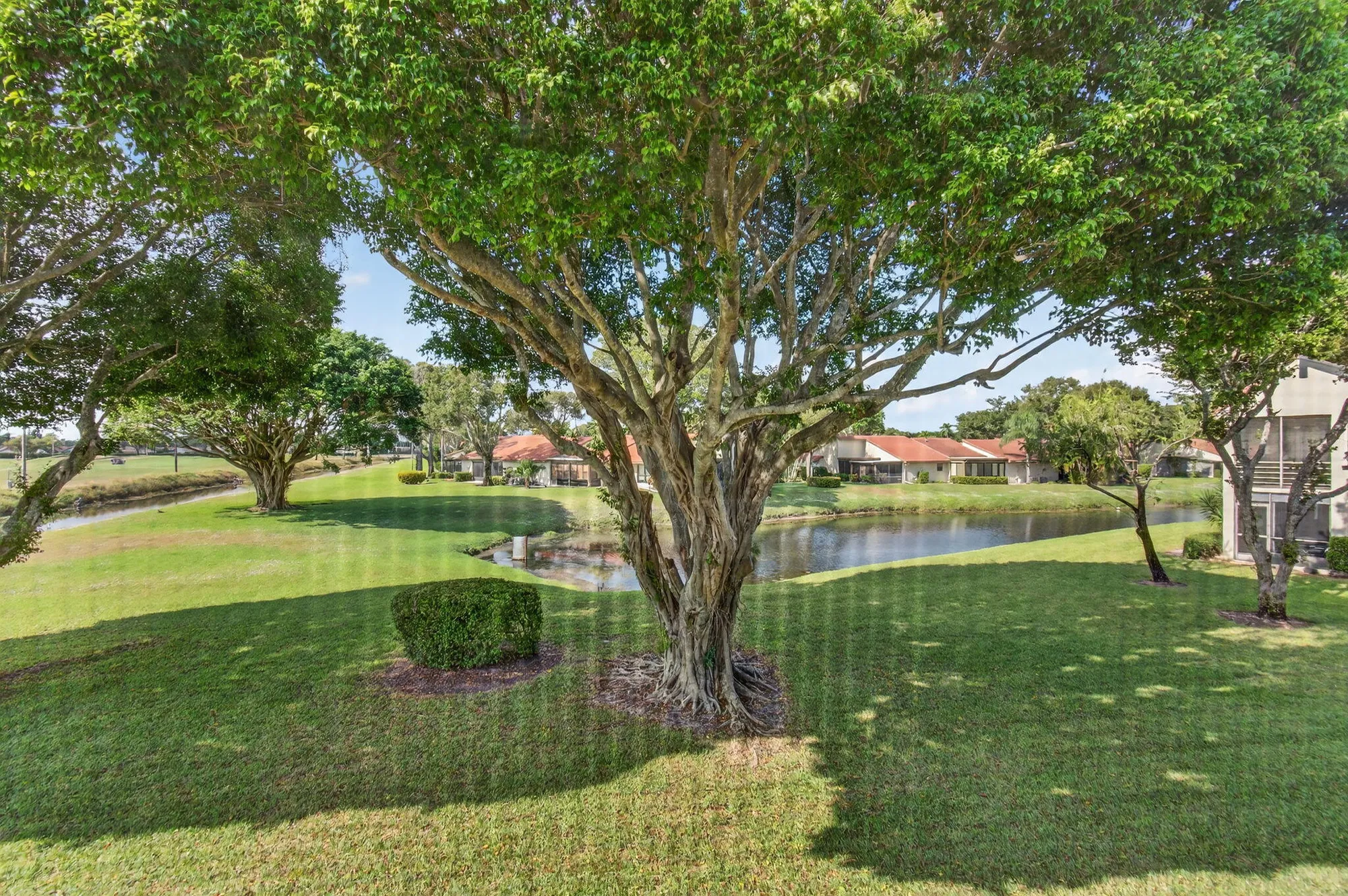 Property Slideshow image 10 of 40 | 5771 fairway park ct 205, Boynton Beach, FL, 33437