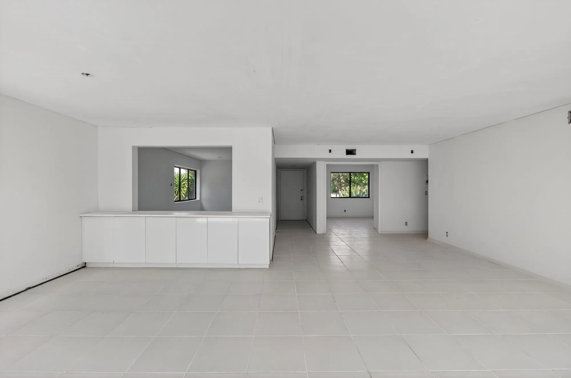 Property Slideshow image 13 of 40 | 5771 fairway park ct 205, Boynton Beach, FL, 33437