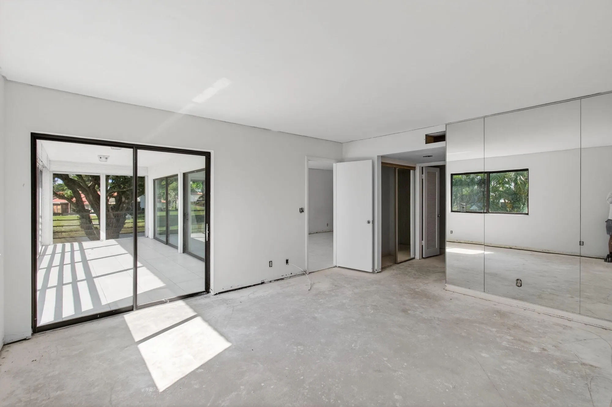 Property Slideshow image 19 of 40 | 5771 fairway park ct 205, Boynton Beach, FL, 33437