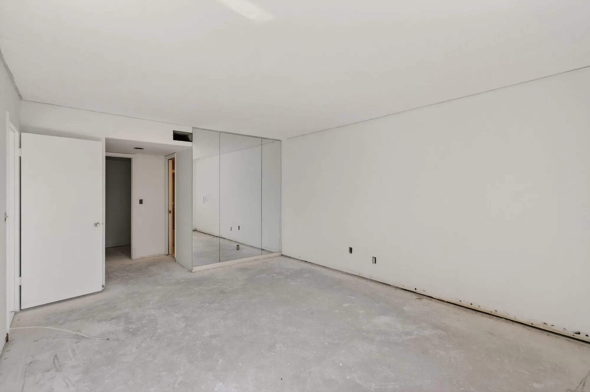 Property Slideshow image 20 of 40 | 5771 fairway park ct 205, Boynton Beach, FL, 33437