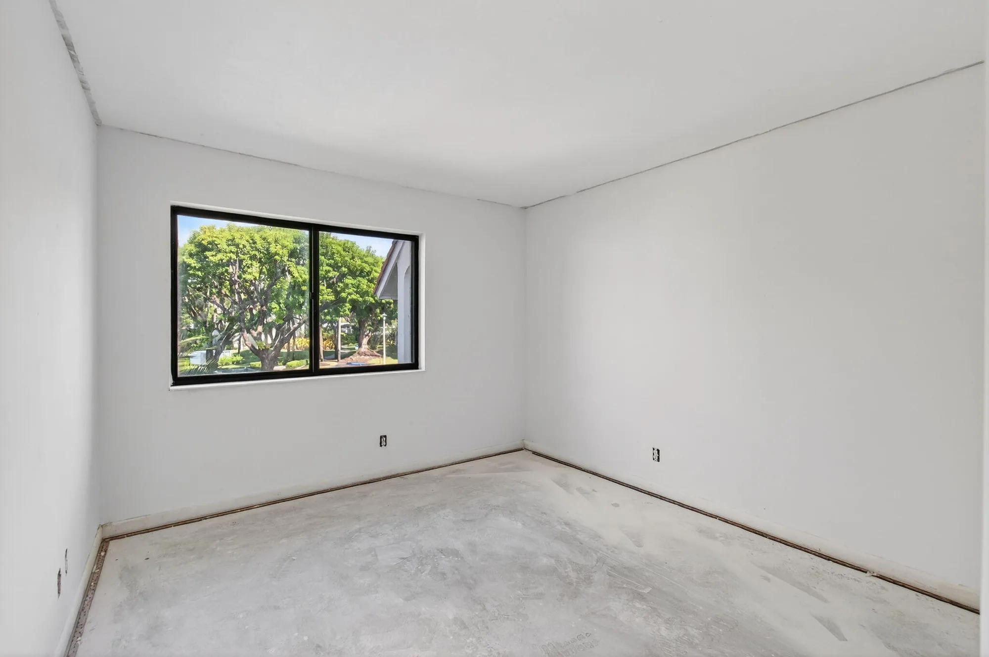 Property Slideshow image 28 of 40 | 5771 fairway park ct 205, Boynton Beach, FL, 33437